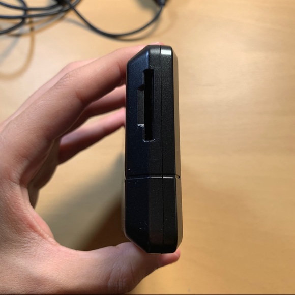 Garmin Nuvi 255 GPS System w Charger and Car Mount - Picture 9 of 13